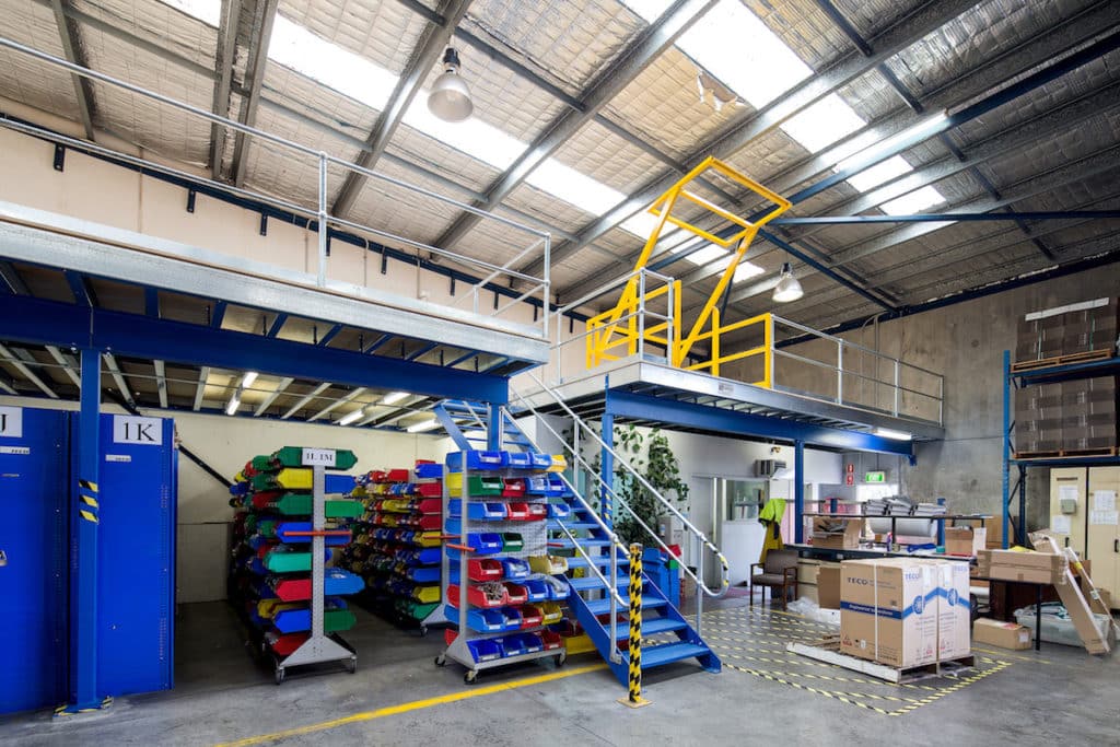 DV201 Verge Rollover Gate. Mezzanine safety gate. pallet gate. SYDNEY